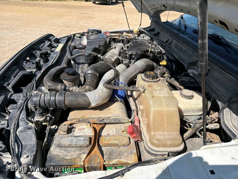 image for item FB5899 2016 Ford F550 Super Duty Ext. Cab utility / service truck