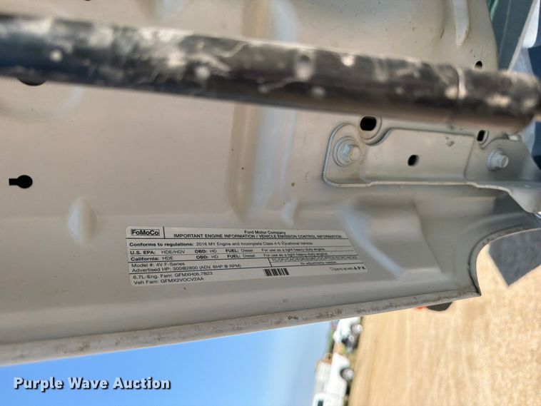 image for item FB5899 2016 Ford F550 Super Duty Ext. Cab utility / service truck