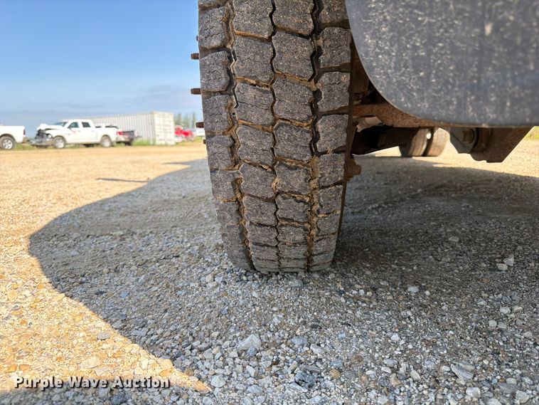 image for item FB5899 2016 Ford F550 Super Duty Ext. Cab utility / service truck