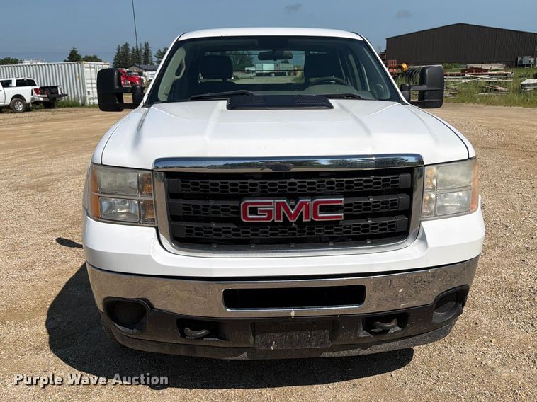 image for item FB5900 2011 GMC Sierra 2500HD Ext. Cab pickup truck