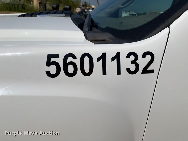 image for item FB5900 2011 GMC Sierra 2500HD Ext. Cab pickup truck
