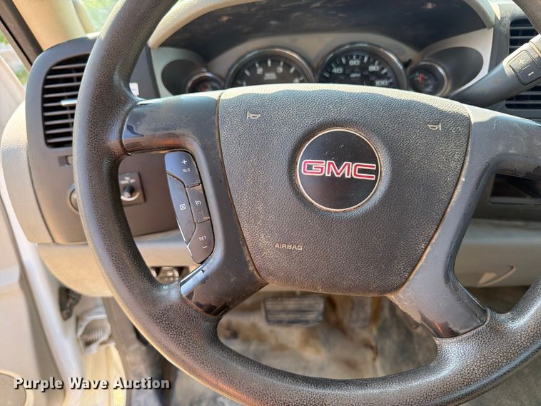 image for item FB5900 2011 GMC Sierra 2500HD Ext. Cab pickup truck