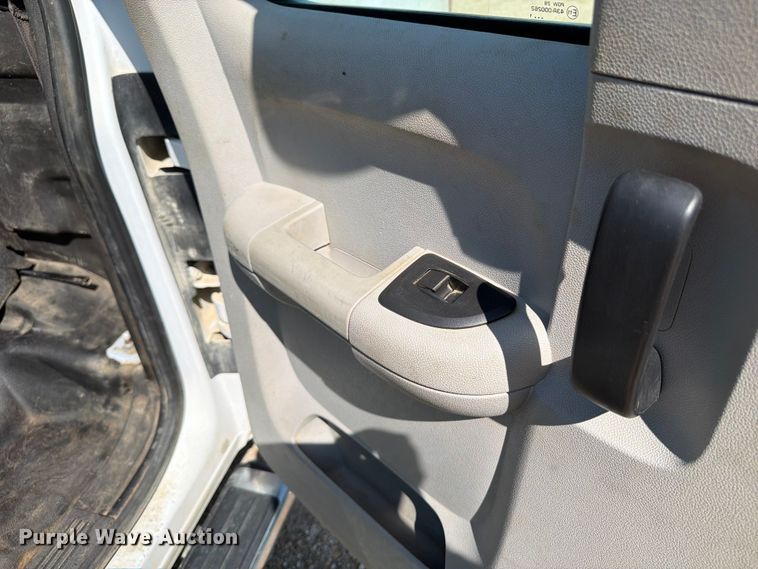 image for item FB5900 2011 GMC Sierra 2500HD Ext. Cab pickup truck