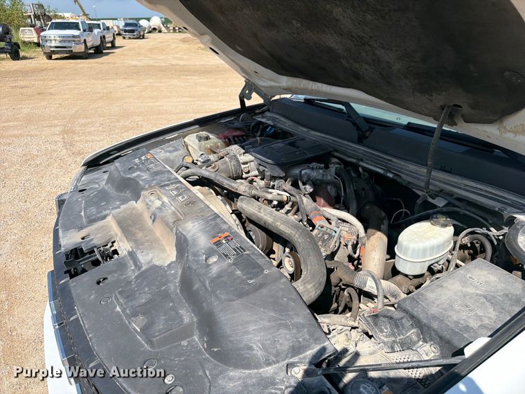 image for item FB5900 2011 GMC Sierra 2500HD Ext. Cab pickup truck