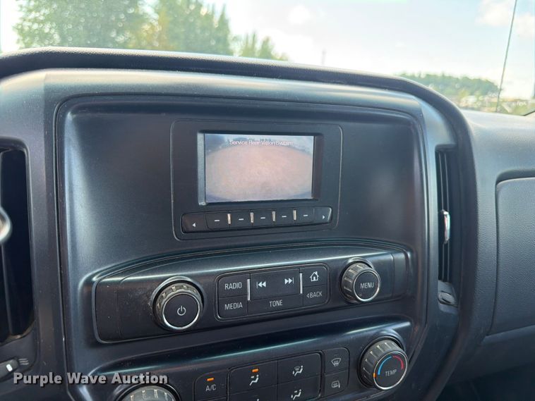 image for item FB5901 2016 Chevrolet Silverado 3500HD Crew Cab pickup truck