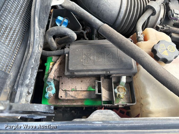 image for item FB5901 2016 Chevrolet Silverado 3500HD Crew Cab pickup truck
