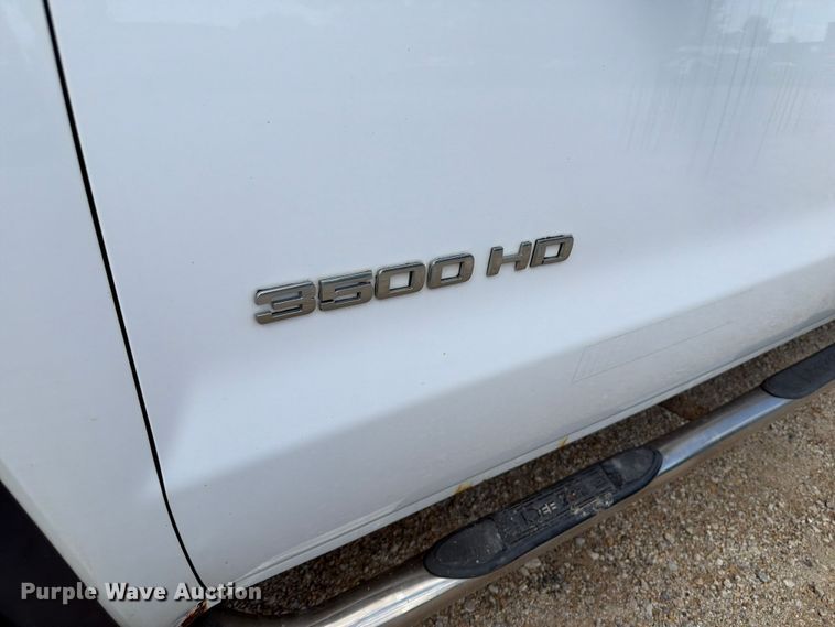 image for item FB5902 2016 GMC Sierra 3500HD Ext. Cab pickup truck