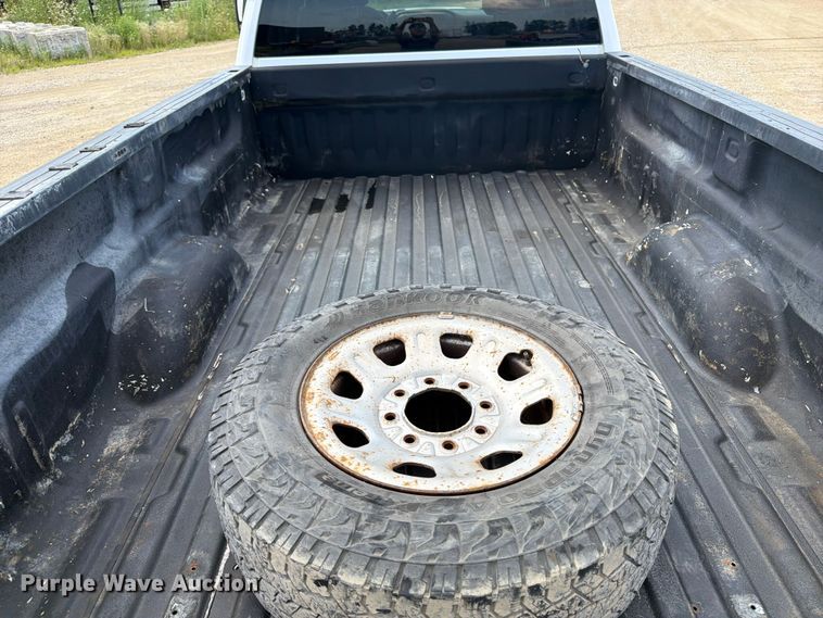 image for item FB5902 2016 GMC Sierra 3500HD Ext. Cab pickup truck