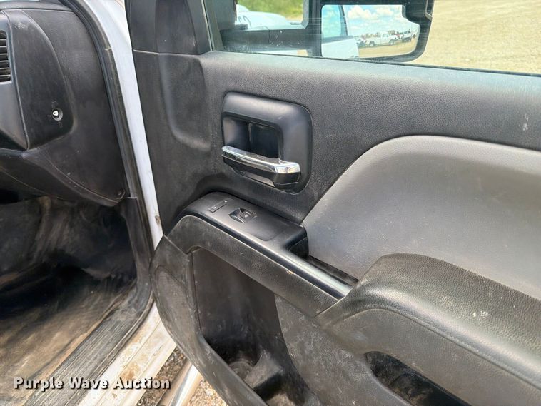 image for item FB5902 2016 GMC Sierra 3500HD Ext. Cab pickup truck