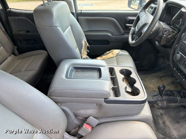 image for item FB5902 2016 GMC Sierra 3500HD Ext. Cab pickup truck