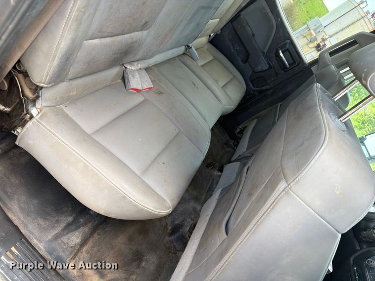 image for item FB5902 2016 GMC Sierra 3500HD Ext. Cab pickup truck