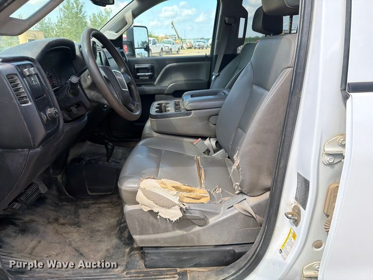 image for item FB5902 2016 GMC Sierra 3500HD Ext. Cab pickup truck