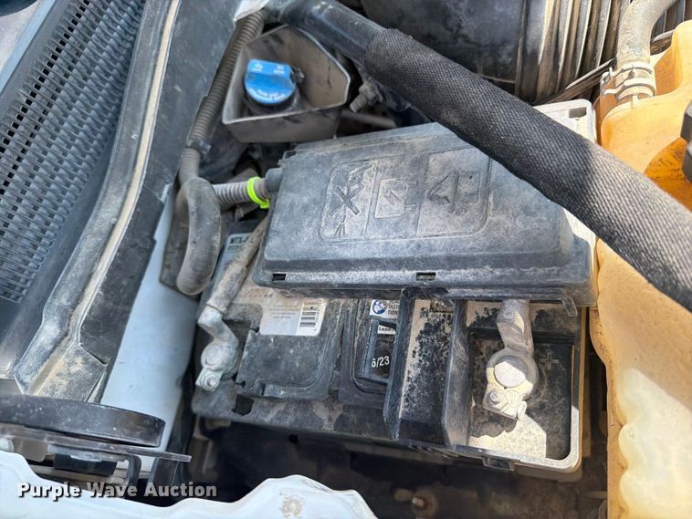 image for item FB5902 2016 GMC Sierra 3500HD Ext. Cab pickup truck