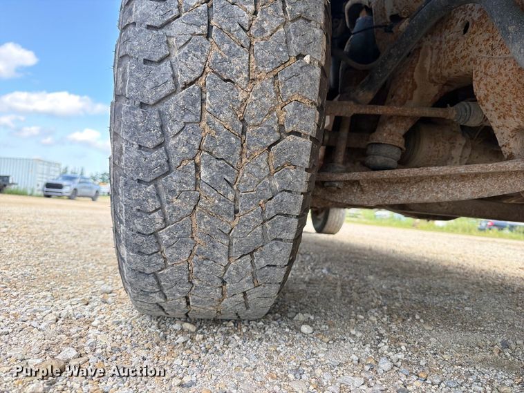 image for item FB5902 2016 GMC Sierra 3500HD Ext. Cab pickup truck