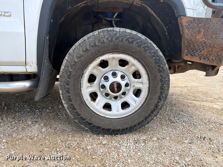 image for item FB5902 2016 GMC Sierra 3500HD Ext. Cab pickup truck
