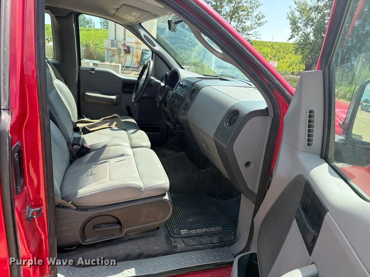 image for item FB5903 2006 Ford F150 pickup truck