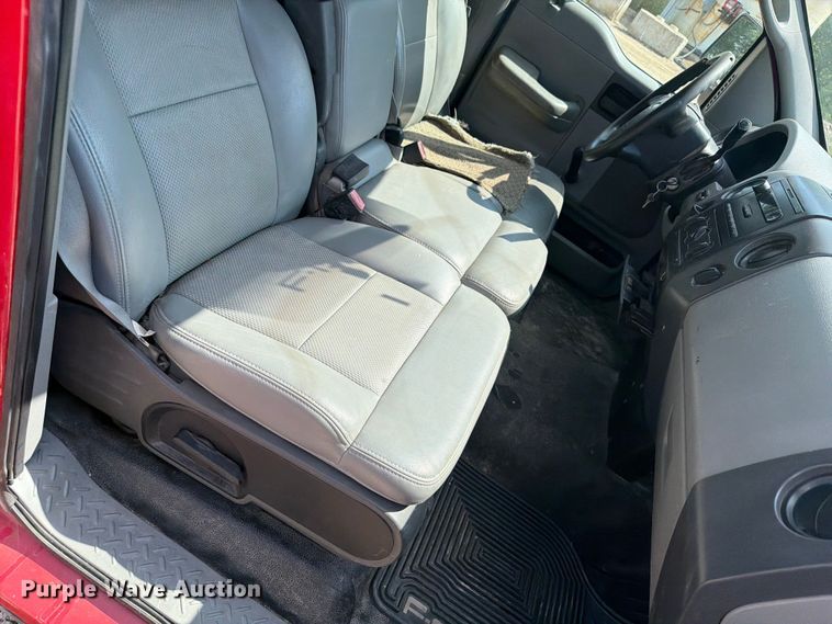image for item FB5903 2006 Ford F150 pickup truck