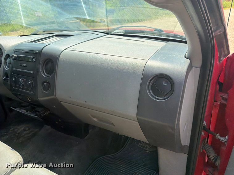 image for item FB5903 2006 Ford F150 pickup truck