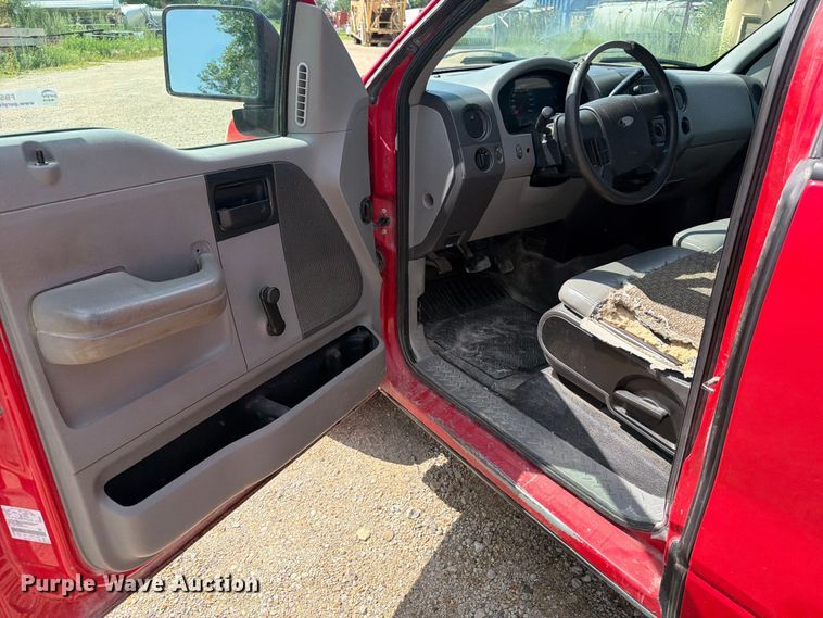 image for item FB5903 2006 Ford F150 pickup truck