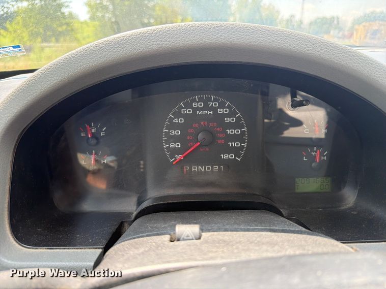 image for item FB5903 2006 Ford F150 pickup truck