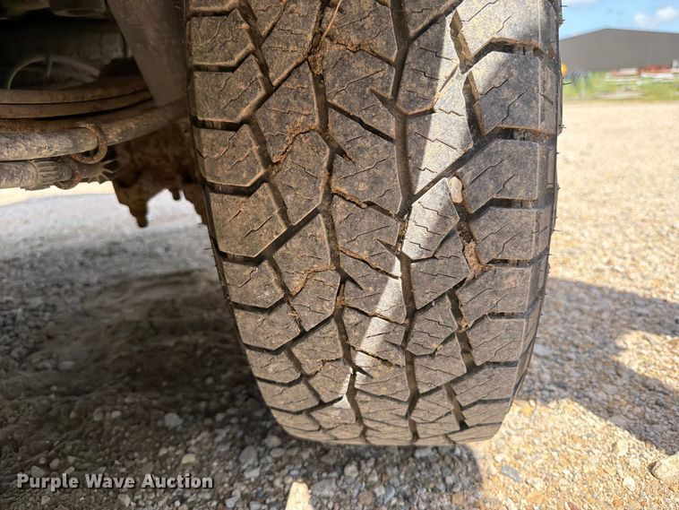 image for item FB5903 2006 Ford F150 pickup truck