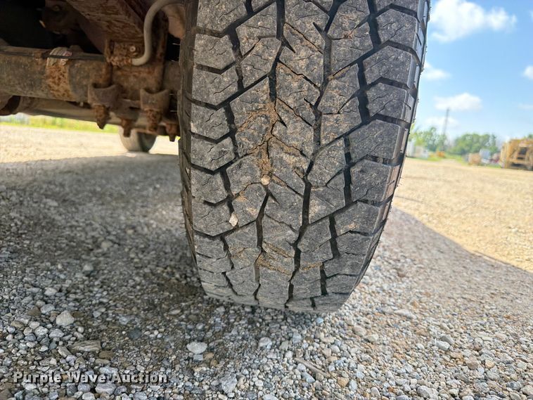 image for item FB5903 2006 Ford F150 pickup truck