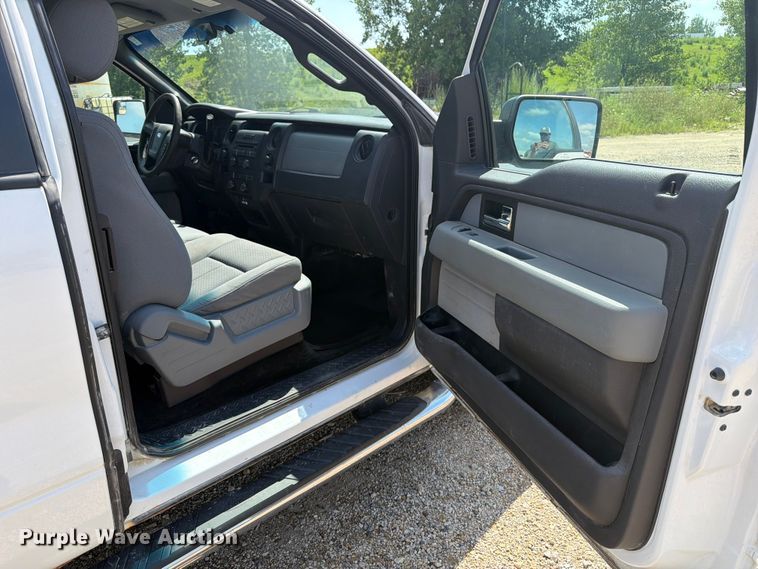 image for item FB5904 2013 Ford F150 Ext. Cab pickup truck