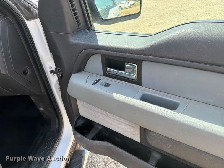 image for item FB5904 2013 Ford F150 Ext. Cab pickup truck