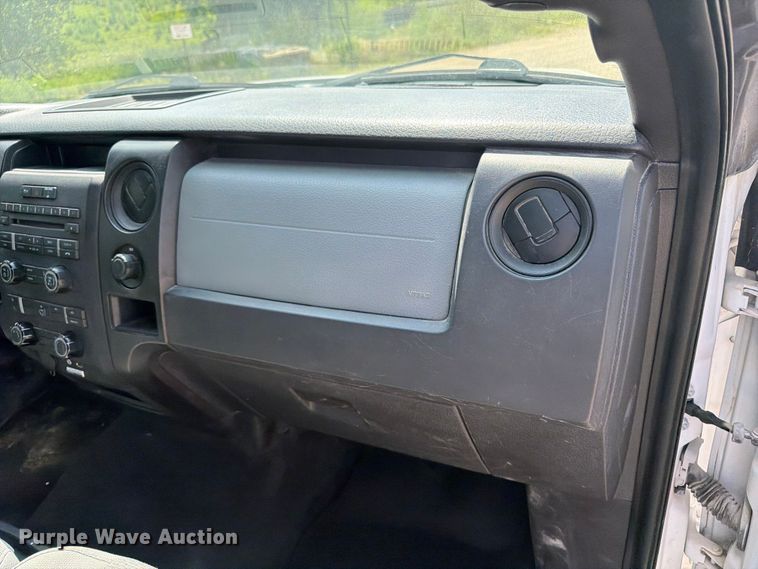 image for item FB5904 2013 Ford F150 Ext. Cab pickup truck
