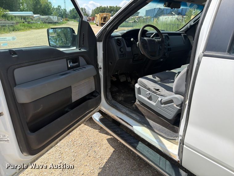 image for item FB5904 2013 Ford F150 Ext. Cab pickup truck