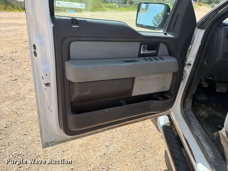 image for item FB5904 2013 Ford F150 Ext. Cab pickup truck