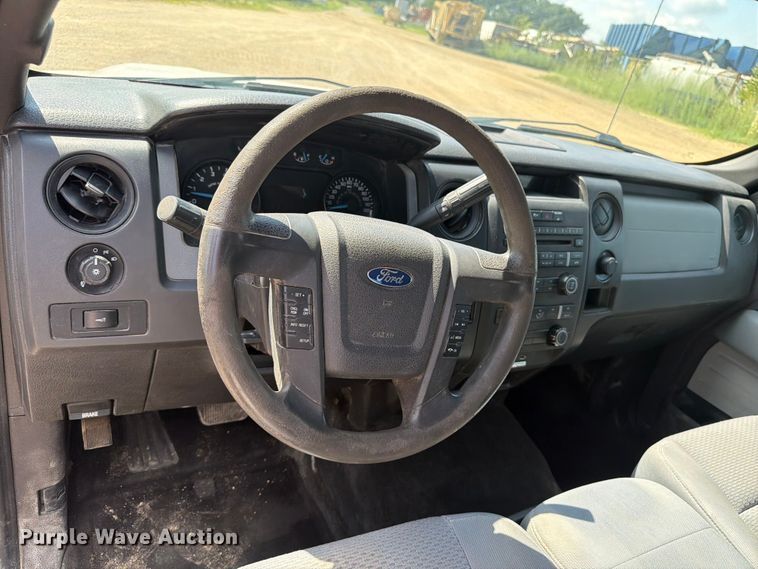 image for item FB5904 2013 Ford F150 Ext. Cab pickup truck