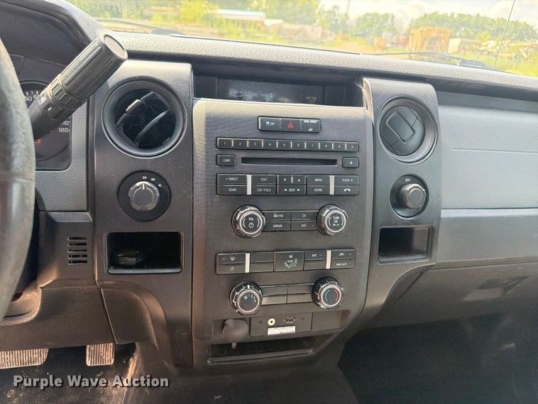 image for item FB5904 2013 Ford F150 Ext. Cab pickup truck