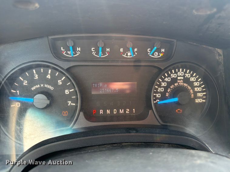 image for item FB5904 2013 Ford F150 Ext. Cab pickup truck