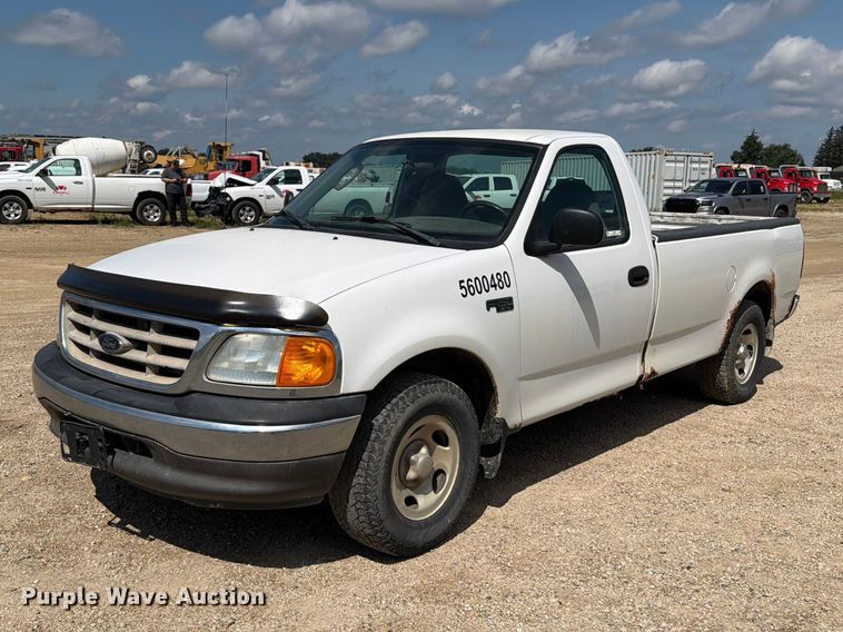 image for item FB5905 2004 Ford F150 pickup truck