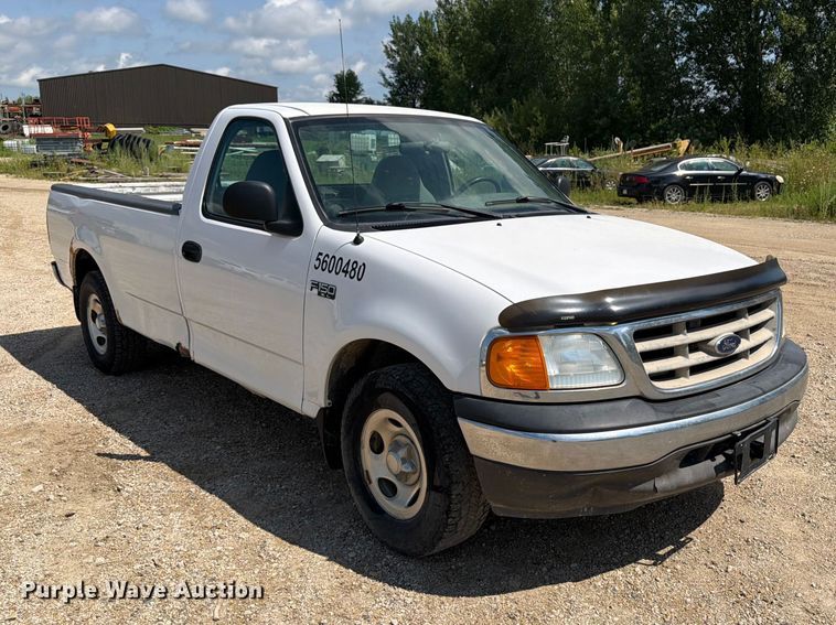 image for item FB5905 2004 Ford F150 pickup truck