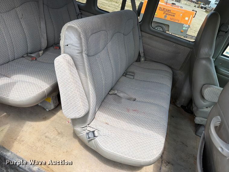 image for item FB5911 1999 Chevrolet Express 3500 van