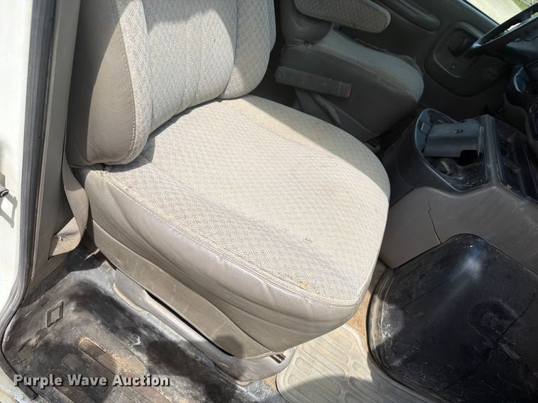 image for item FB5911 1999 Chevrolet Express 3500 van