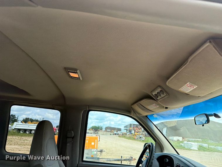 image for item FB5911 1999 Chevrolet Express 3500 van