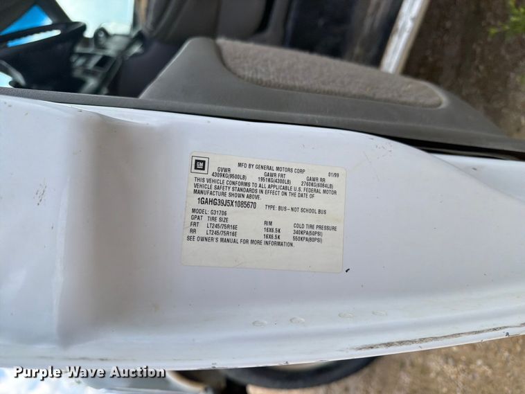 image for item FB5911 1999 Chevrolet Express 3500 van