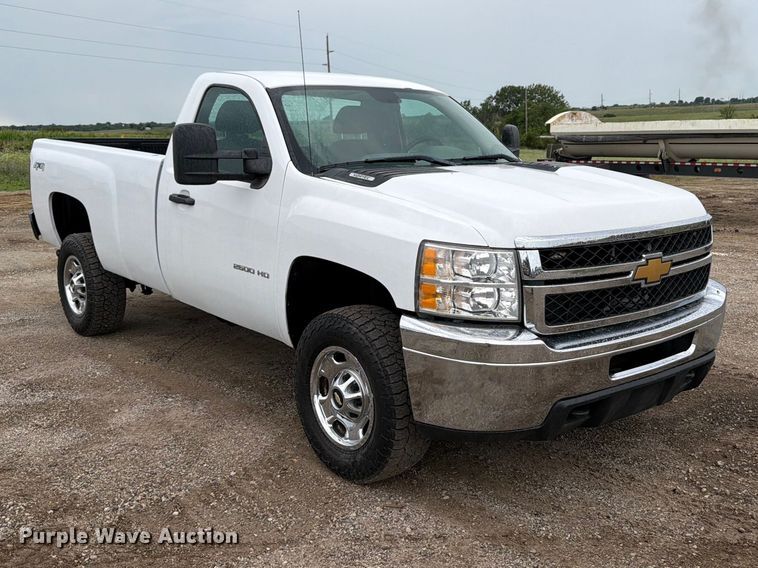 image for item FB5932 2012 Chevrolet Silverado 2500HD pickup truck