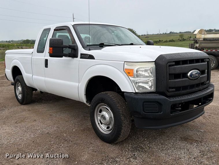 image for item FB5933 2011 Ford F250 Super Duty Ext. Cab pickup truck