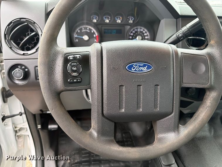 image for item FB5933 2011 Ford F250 Super Duty Ext. Cab pickup truck