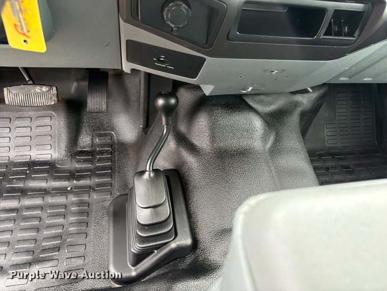 image for item FB5933 2011 Ford F250 Super Duty Ext. Cab pickup truck