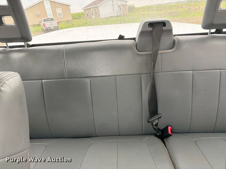 image for item FB5933 2011 Ford F250 Super Duty Ext. Cab pickup truck