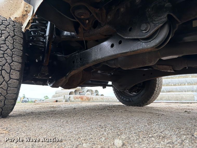 image for item FB5933 2011 Ford F250 Super Duty Ext. Cab pickup truck