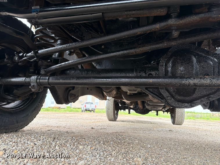 image for item FB5933 2011 Ford F250 Super Duty Ext. Cab pickup truck
