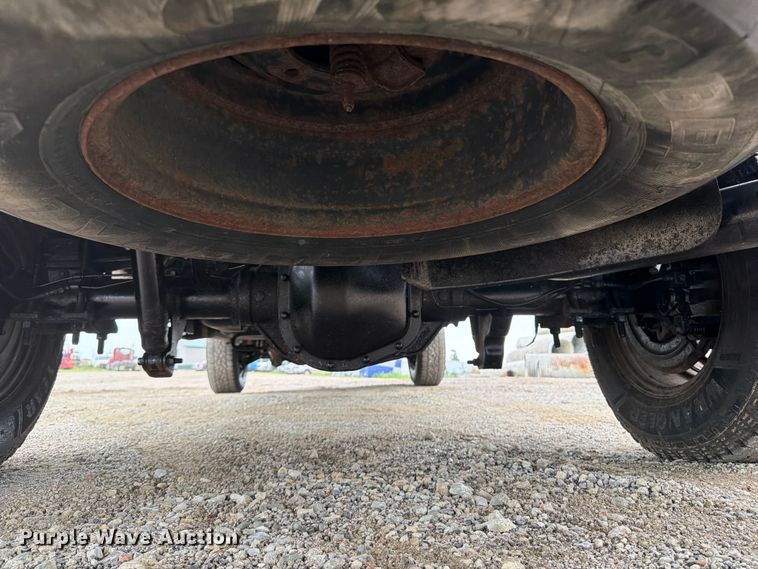 image for item FB5933 2011 Ford F250 Super Duty Ext. Cab pickup truck