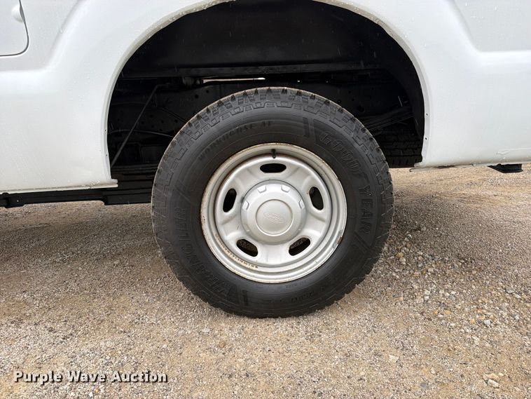 image for item FB5933 2011 Ford F250 Super Duty Ext. Cab pickup truck
