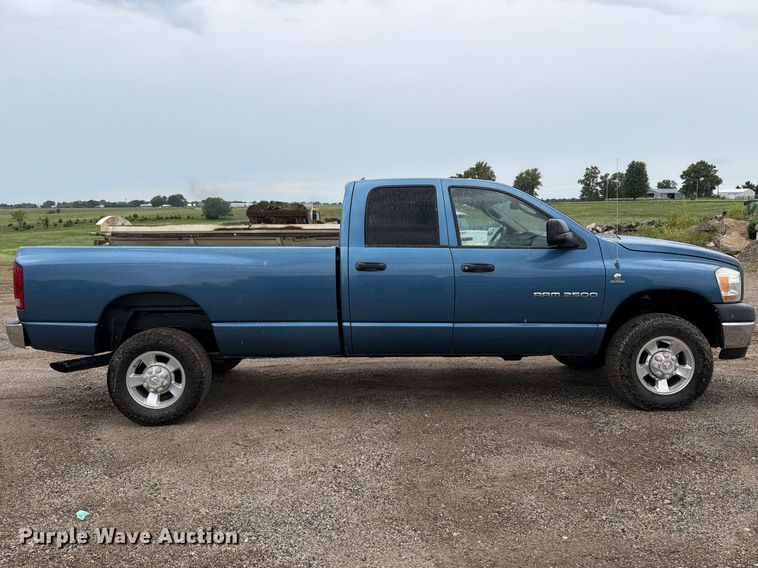 image for item FB5934 2006 Dodge Ram 2500 Ext. Cab pickup truck